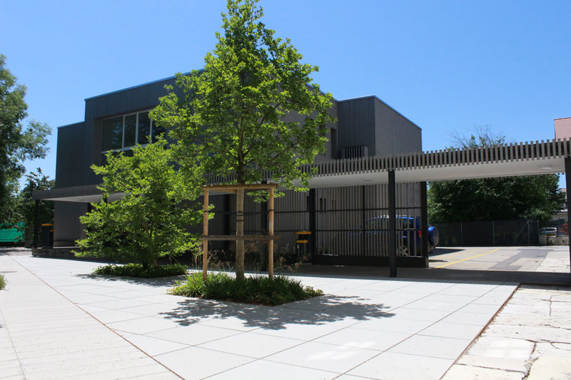École Supérieure de Commerce La Neuveville.